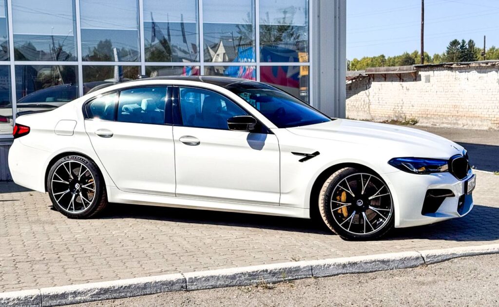 BMW M5