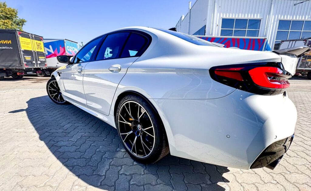 BMW M5